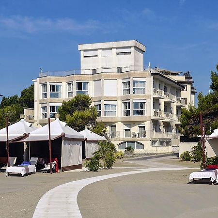 Hotel Petit Palais Lido di Venezia Exterior foto