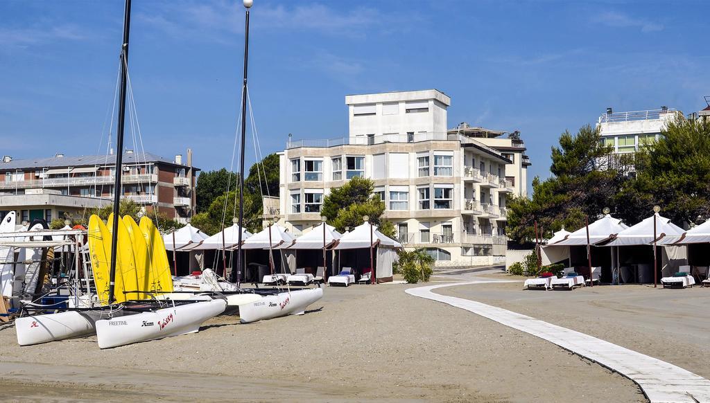 Hotel Petit Palais Lido di Venezia Exterior foto